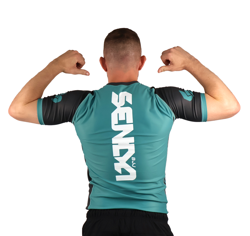 💎 Teal Titan